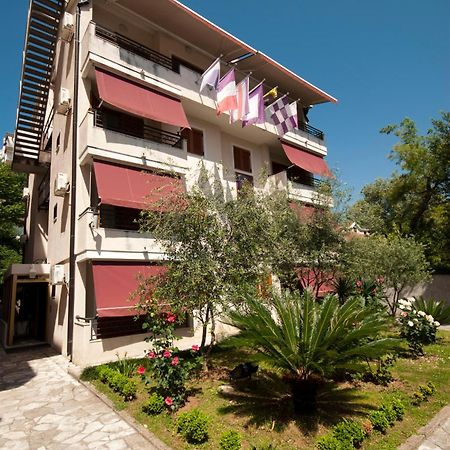 Captain Apartments Будва Экстерьер фото